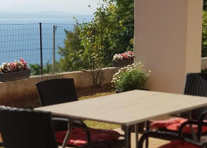 Family-friendly With Swimming Pool - Opatija - 24675 Apartment *
