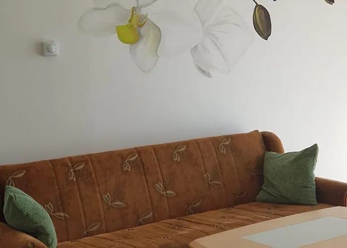 Family-friendly With Swimming Pool - Opatija - 24675 Apartment Lovran
